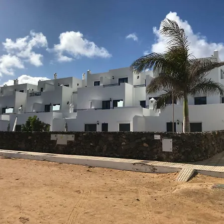 La Graciosa Magnolia Evita Beach, Frente Mar * カレタ・デル・セボ